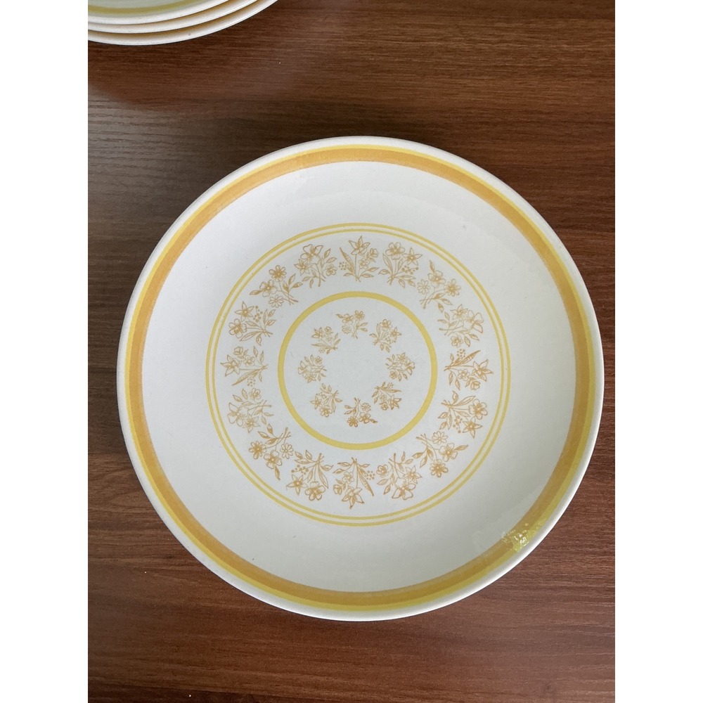 Royal China Jeannette Queens Lace Dinner Plates Set of 4 Yellow Floral Vintage